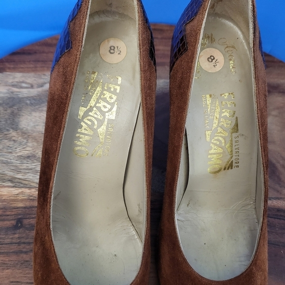 Salvatore Ferragamo Pumps Suede with Snake/Scale Heel Caramel/Brown Women's 8.5 - Picture 8 of 13